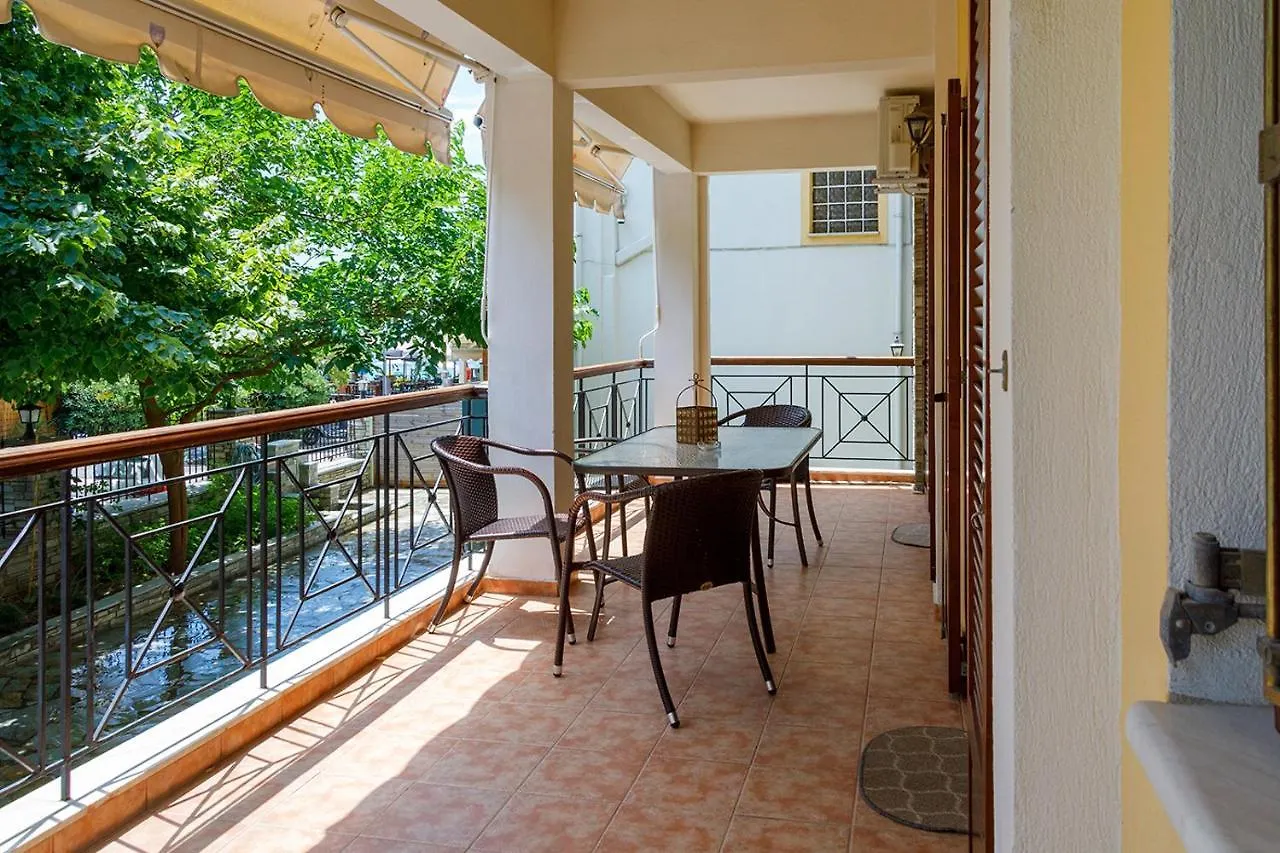 Michalis House Appartamento Nikiti